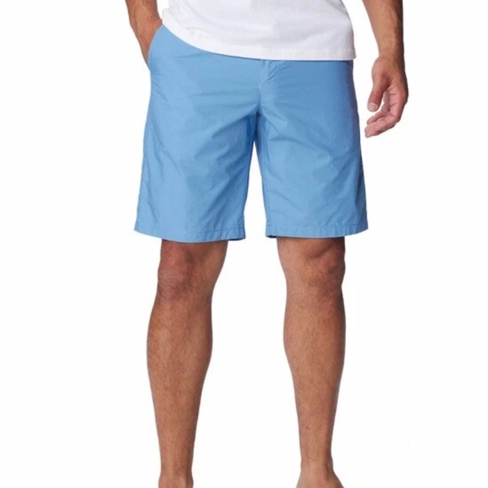 Columbia Blue Flat Front Shorts Lightweight Summer Essential